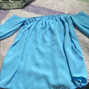 Off the shoulder long sleeve top